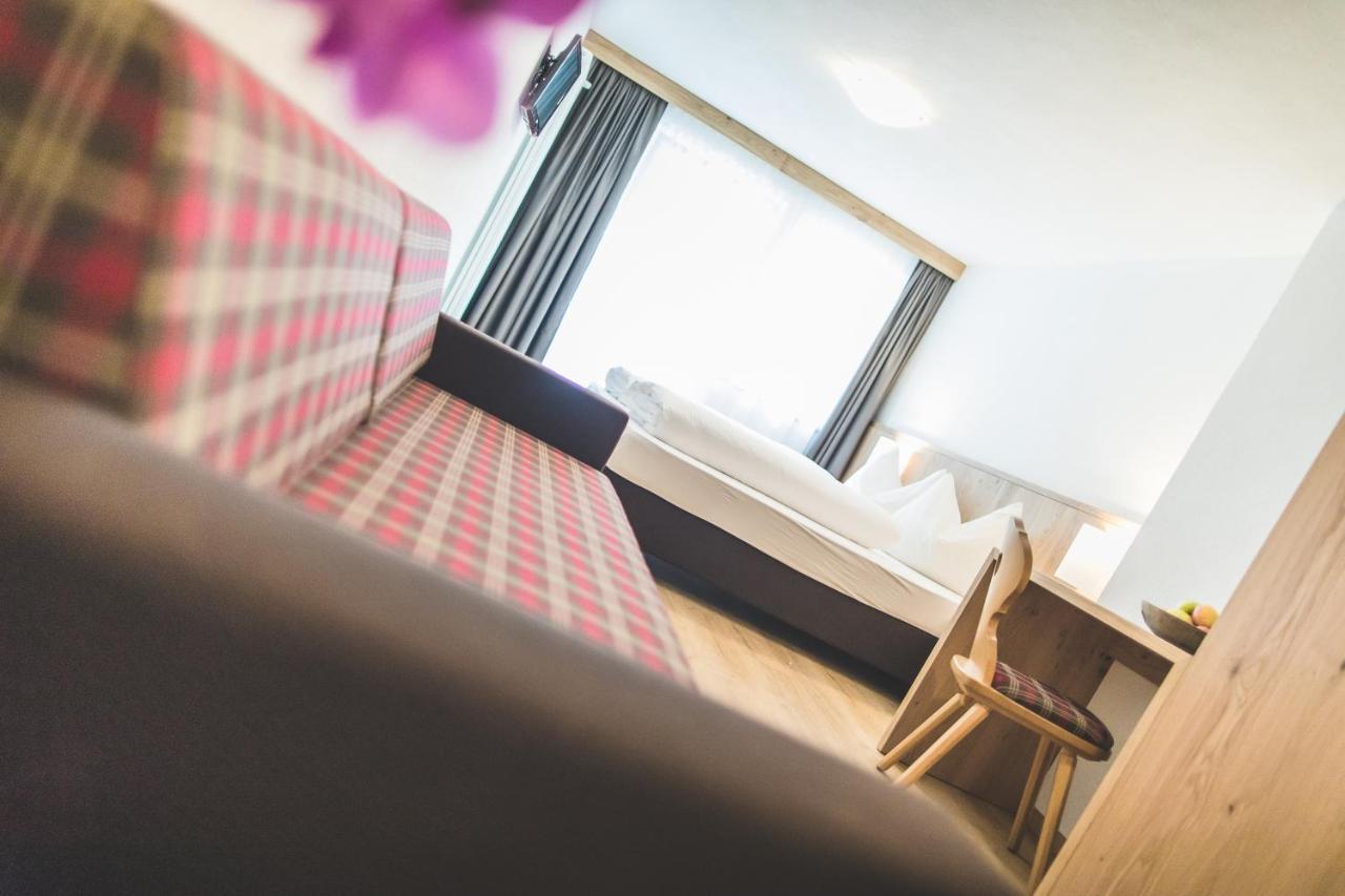 Hotel Adler Ahrntal Eksteriør bilde