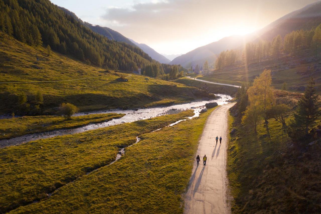 Hotel Adler Ahrntal Eksteriør bilde
