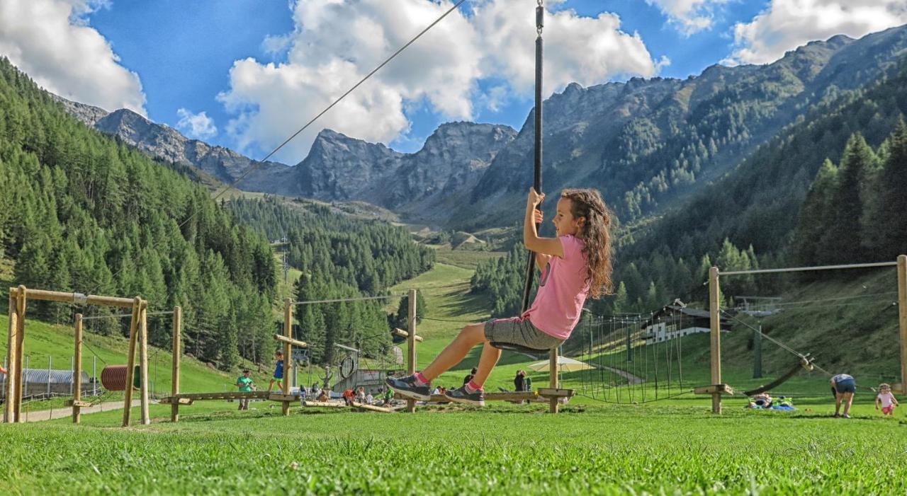 Hotel Adler Ahrntal Eksteriør bilde
