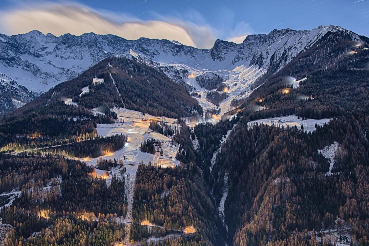 Hotel Adler Ahrntal Eksteriør bilde